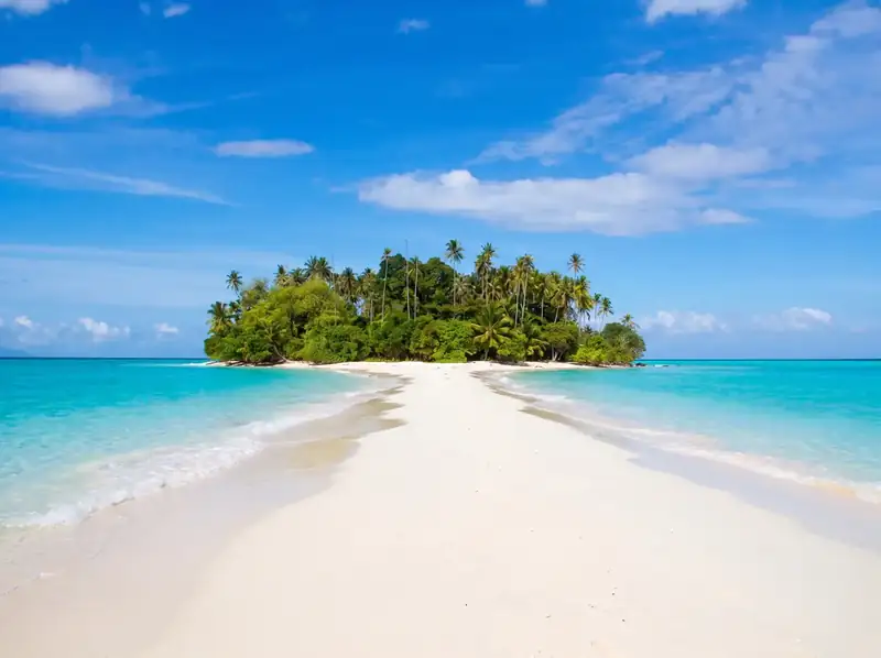 A boat trip to the beautiful Pulau Timba Timba with Dreamy Wave Dwelling Resort in the Semporna Islands area.